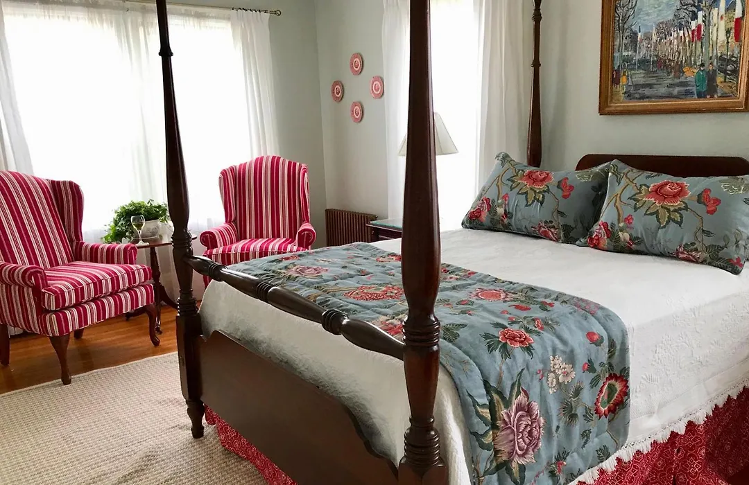 The Belmont Inn-1